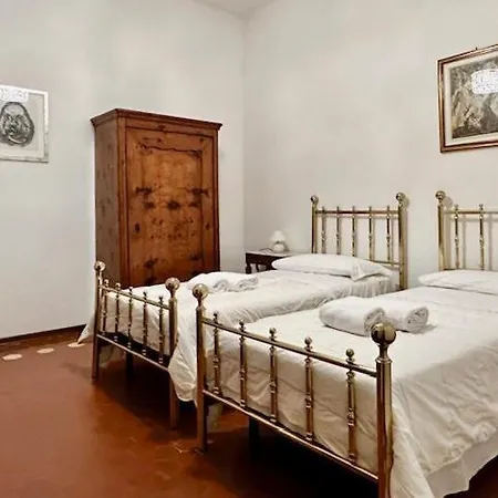 Sant'elena - Vicino Biennale *